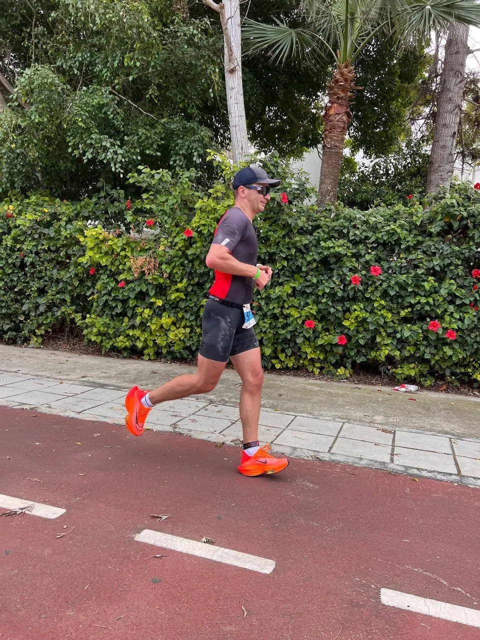 Олег Лапутин: Ayia Napa Triathlon (Middle) · 5:27:08